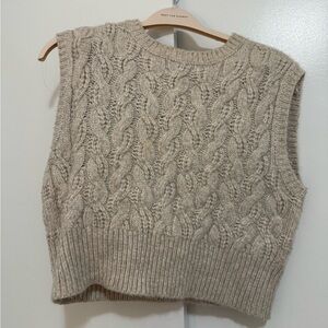 Sweater Vest size M